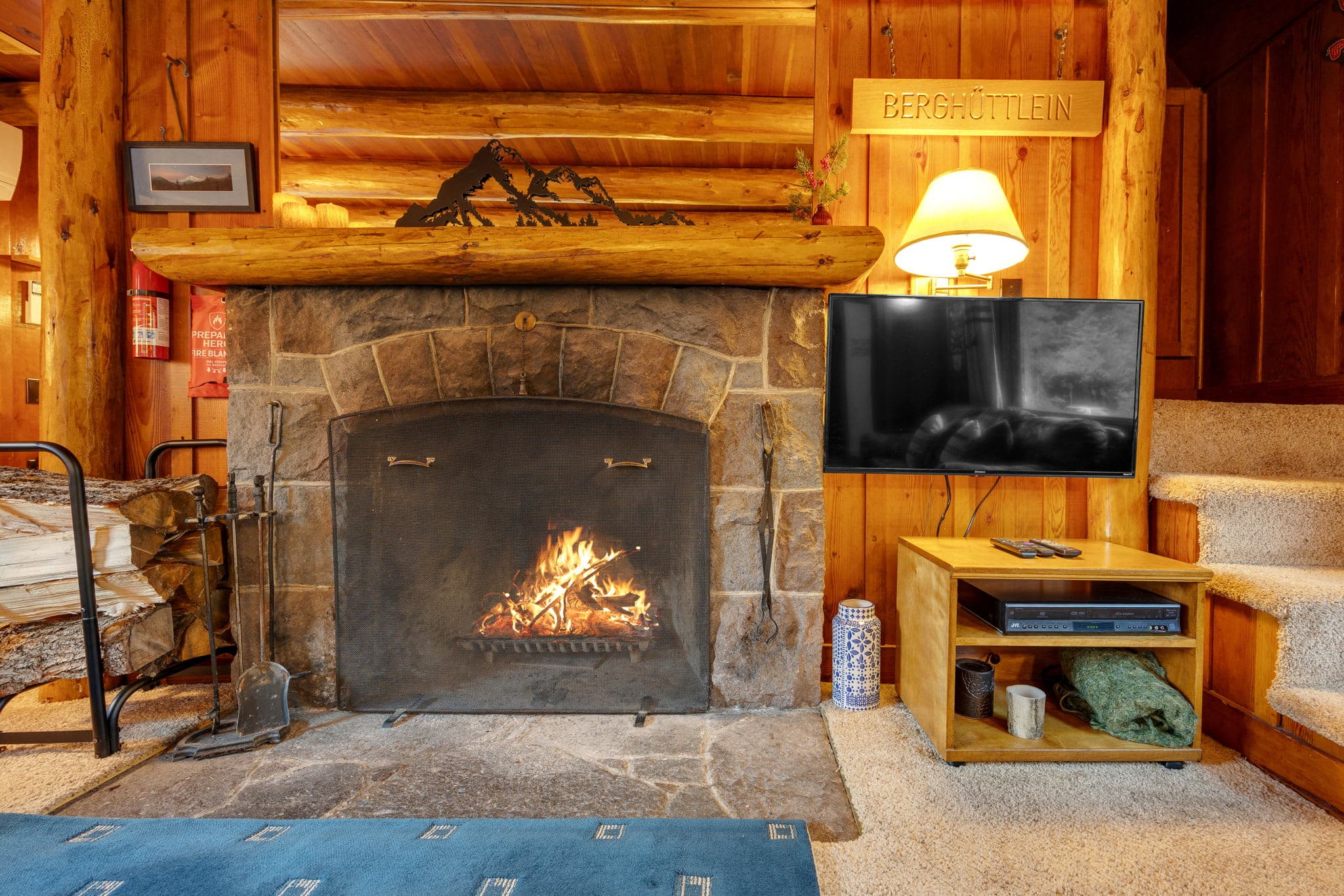 Berghuttlein Getaway - Cozy family alpine retreat with creek access — photo 8