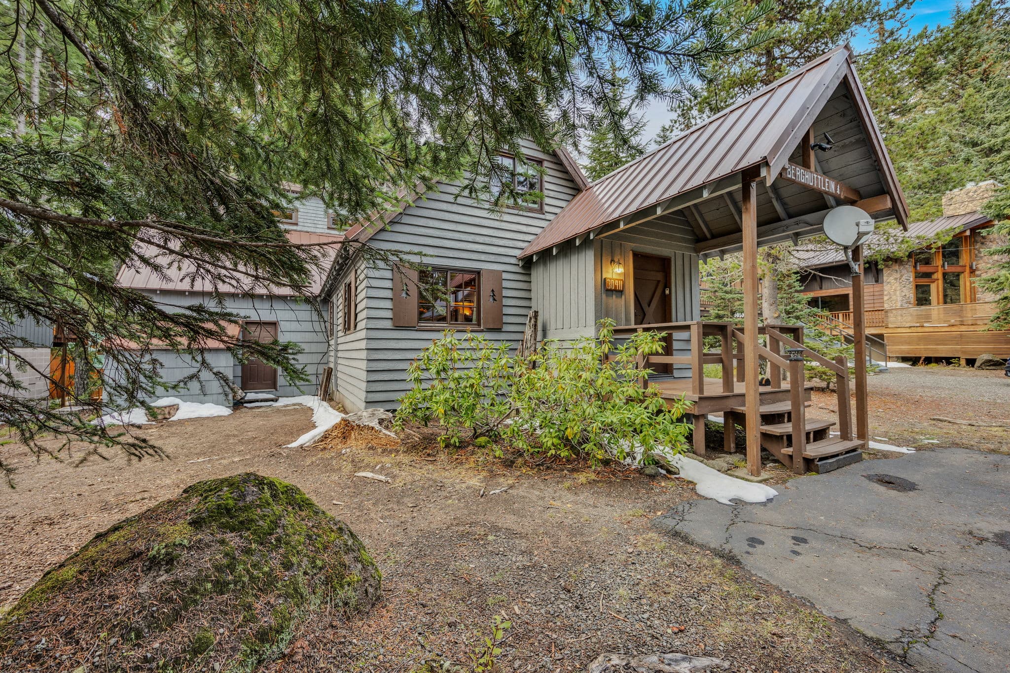 Berghuttlein Getaway - Cozy family alpine retreat with creek access — photo 3
