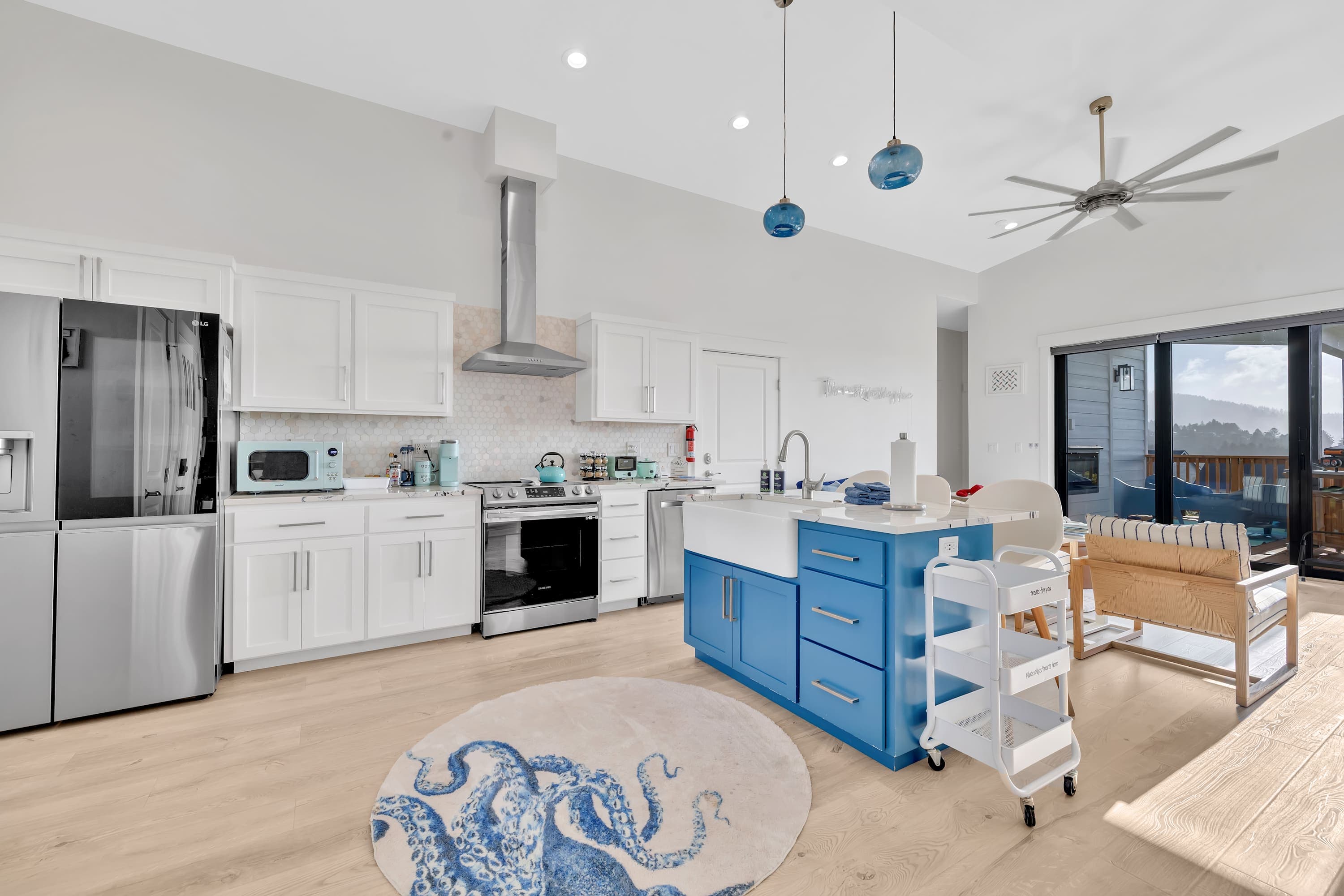 Deja View - Luxury ocean view retreat | BBQ — photo 2