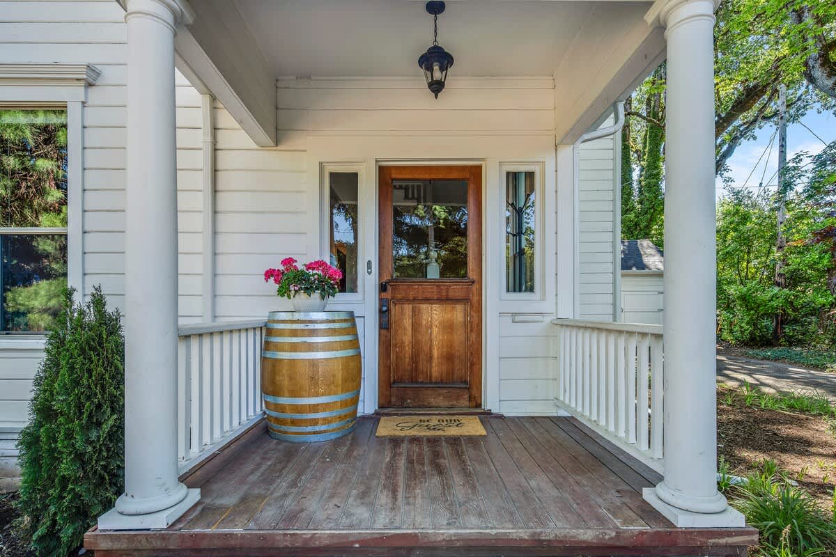 Latourette Estate Historic Retreat Chef Kitchen — photo 1