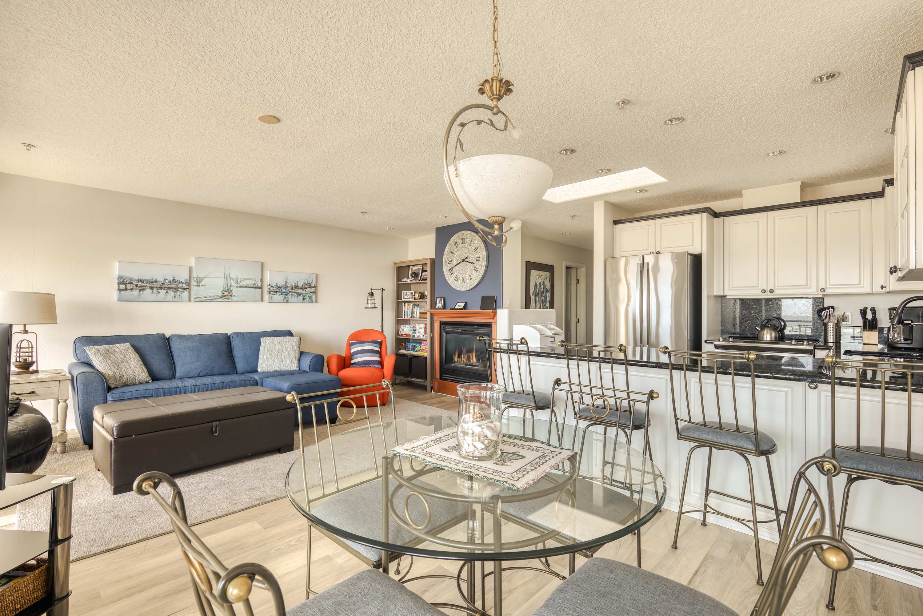 Promenade 501 - Oceanfront Top Floor Views — photo 4