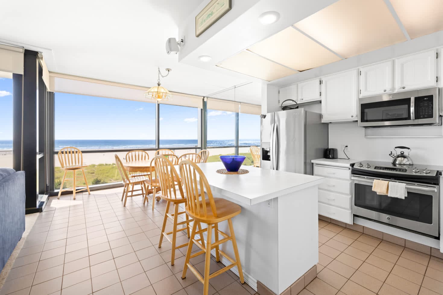 Sand & Sea (402) Water's Edge Panoramic Views — photo 5
