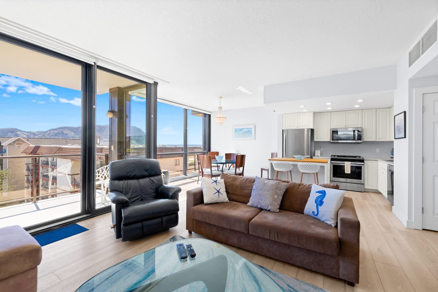 Sand & Sea (514) Necanicum River - Luxury Ocean Views