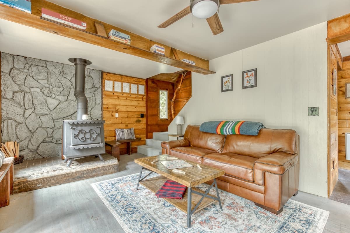 Thompson Cabin - Salmon River Cabin & Fire Pit