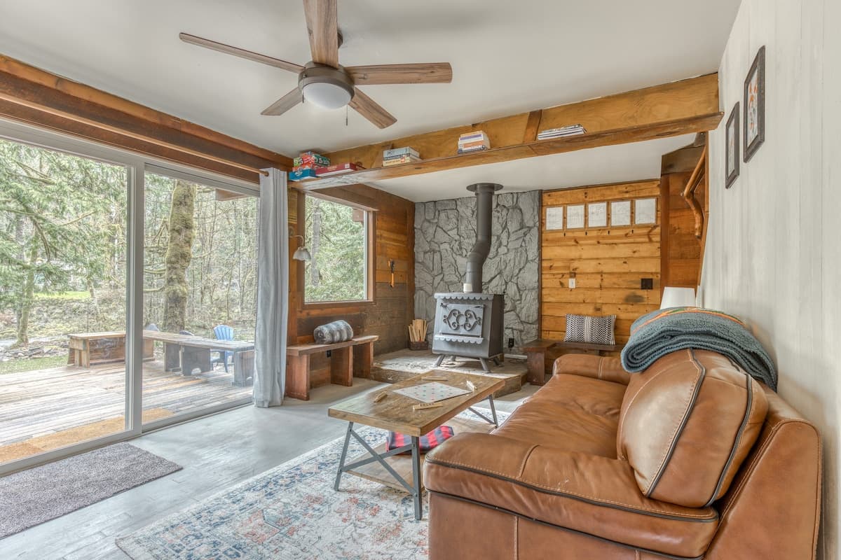 Thompson Cabin - Salmon River Cabin & Fire Pit — photo 7
