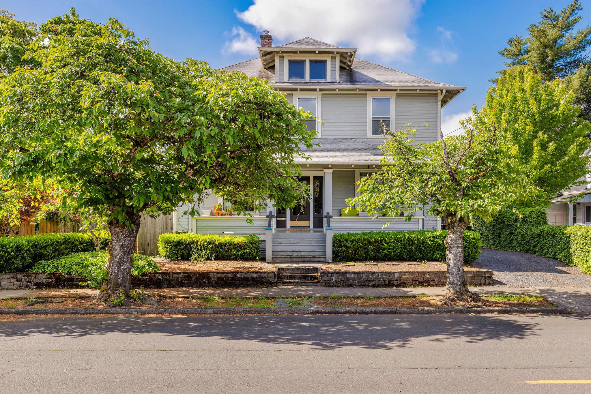 Vino e Vita Historic Pet-Friendly Home-EV Charger — photo 1