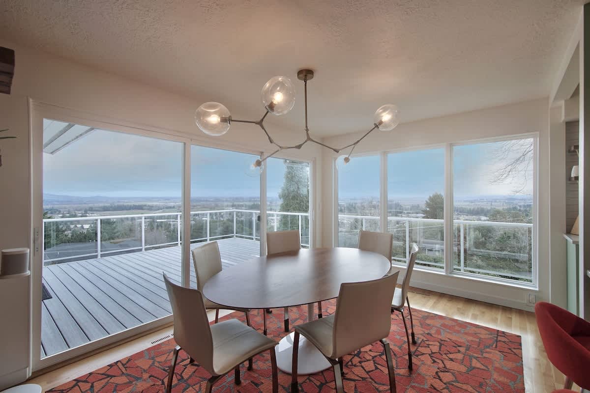 Vino Vista - Mid-Century Stunning Views w Deck — photo 2